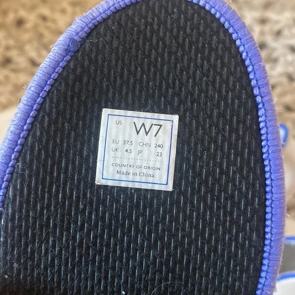 Rothys slip on sneakers - Picture 3 of 11